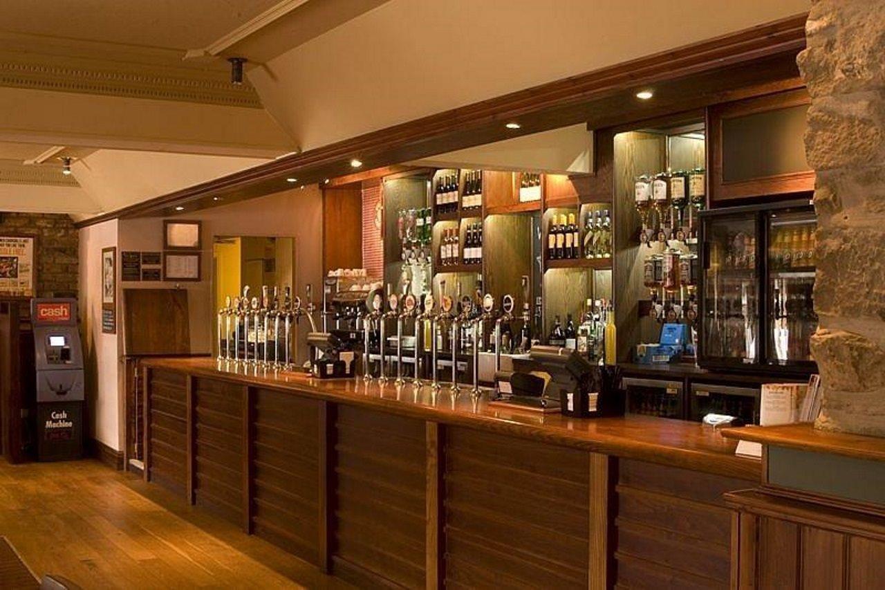 Premier Inn Dundee West Exteriör bild