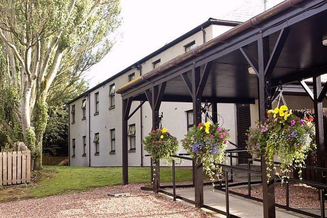 Premier Inn Dundee West Exteriör bild